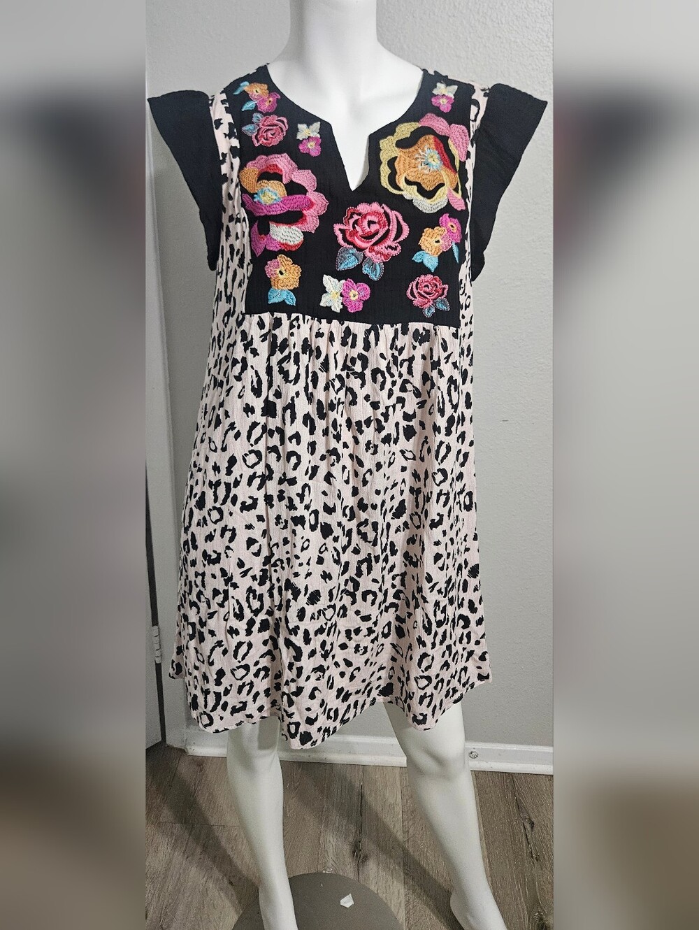 Savanna Jane Leopard Print Floral Embroidered Tunic Mini Dress Women's Sz M